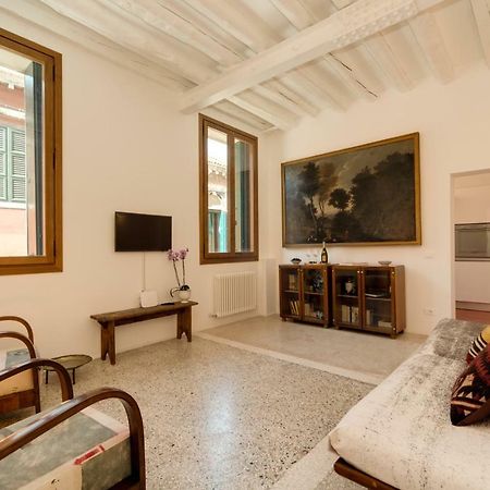 Ca' Dorina Luxury Appartement Venetië Buitenkant foto
